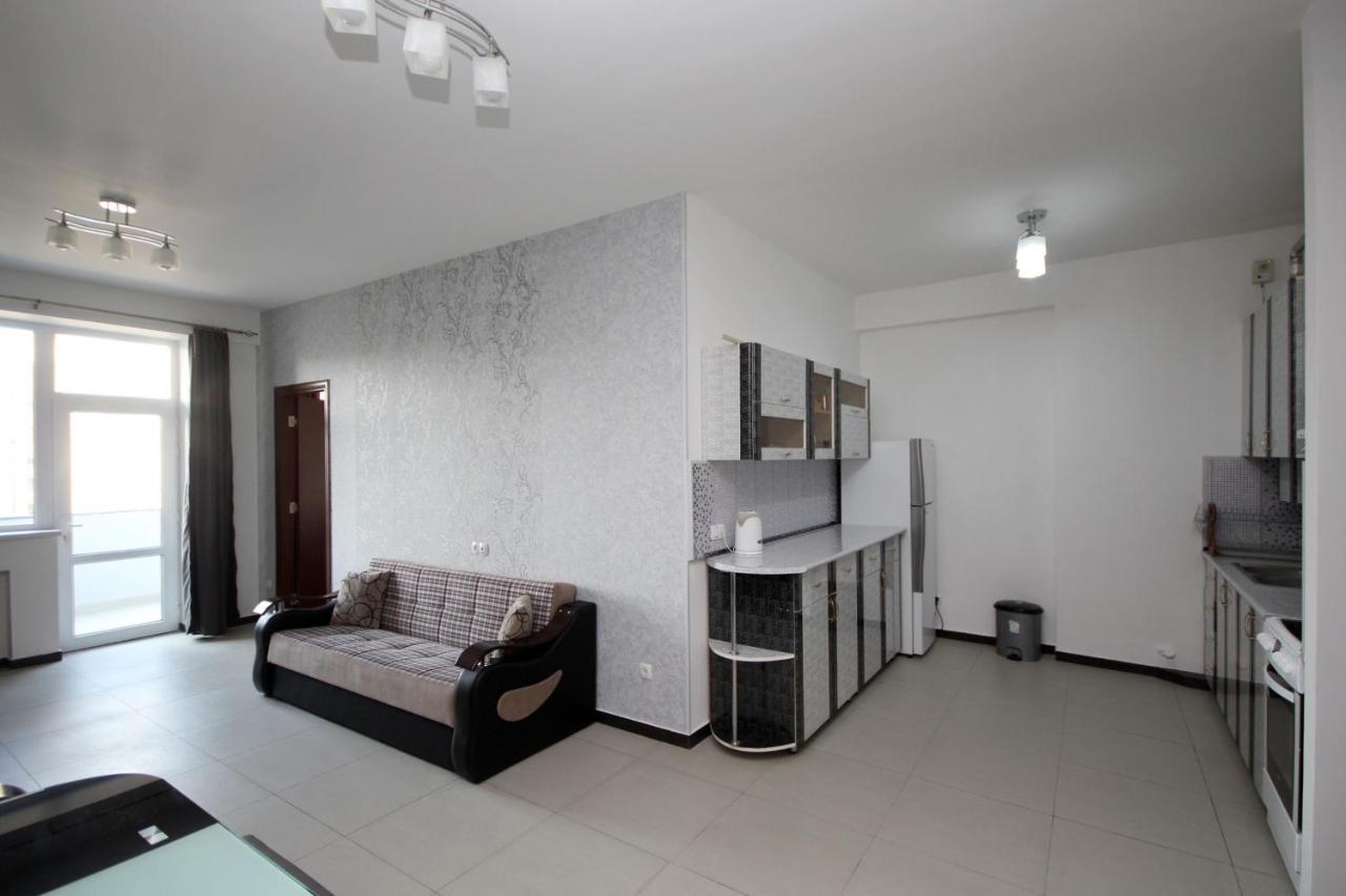 Apartments Emili エレバン エクステリア 写真